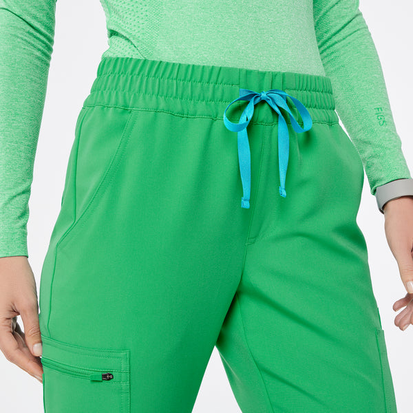 Women's Emerald Uman Relaxed - Petite Jogger Scrub Pant