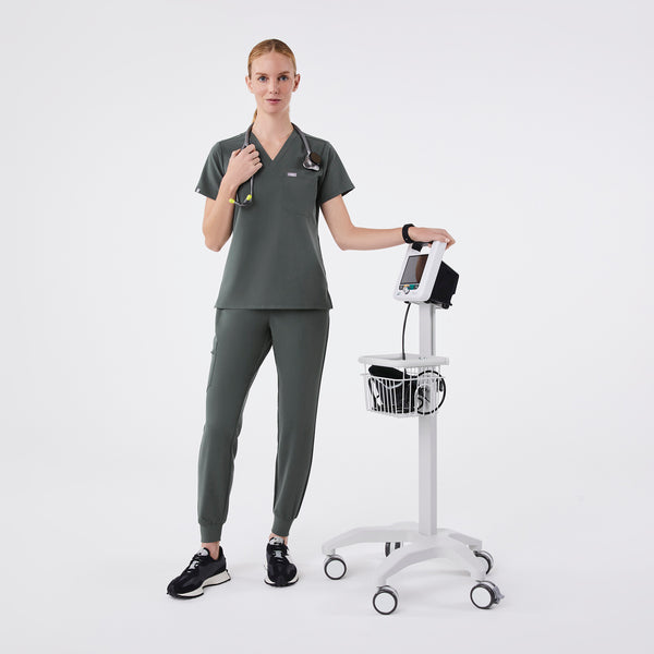 women's Bonsai Catarina - One-Pocket Scrub Top™