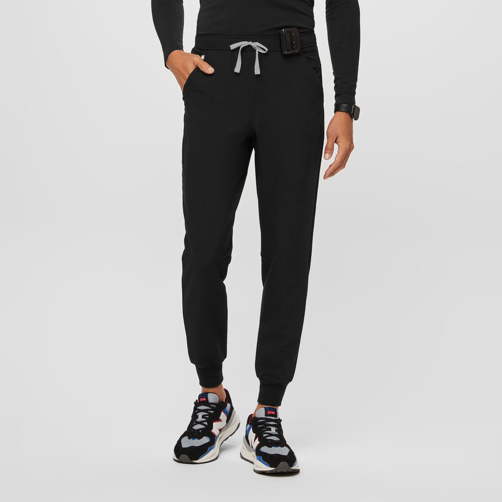 Men's Black Tansen™ - Short Jogger Scrub Pants