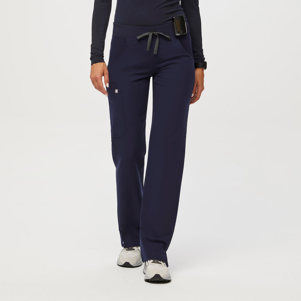 Women's Navy Kade™ - Cargo Scrub Pants