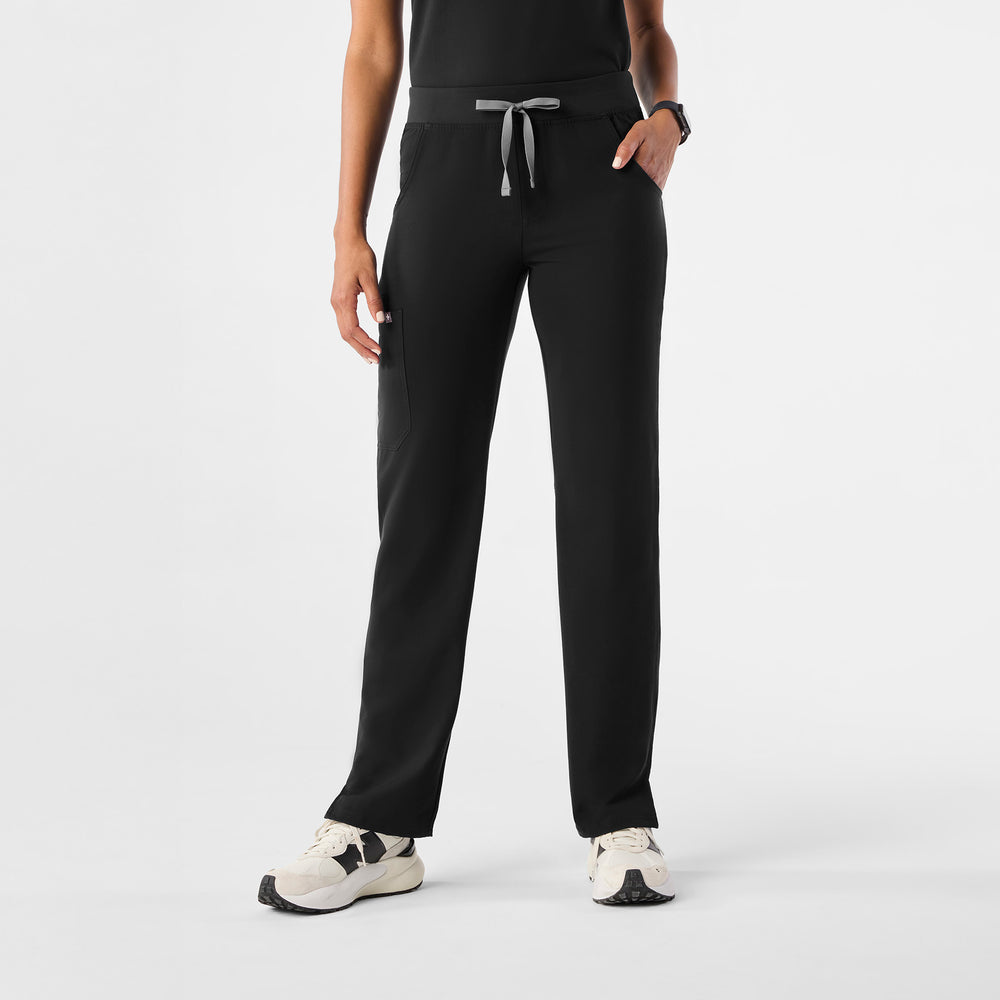 Women's Black Kade™ - Cargo Scrub Pants