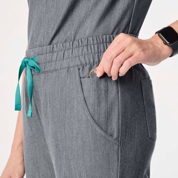 Women's Graphite Uman Relaxed - Tall Jogger Scrub Pant