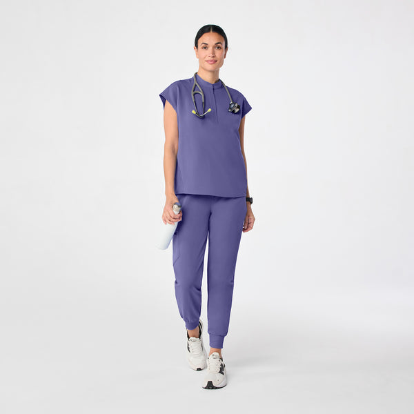 Women's Wayfarer Rafaela - Oversized Scrub Top™