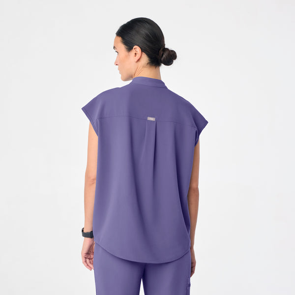 Women's Wayfarer Rafaela - Oversized Scrub Top™
