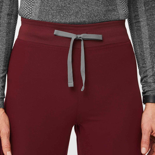 Women's Burgundy Livingston High-Rise - Petite Straight-Leg Scrub Pant™